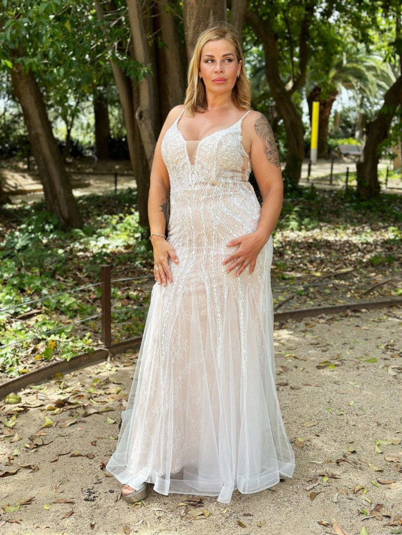 Vestido de novia Águeda con pedrería | Vestido de novia barato a  289€ – Vestidos Araya