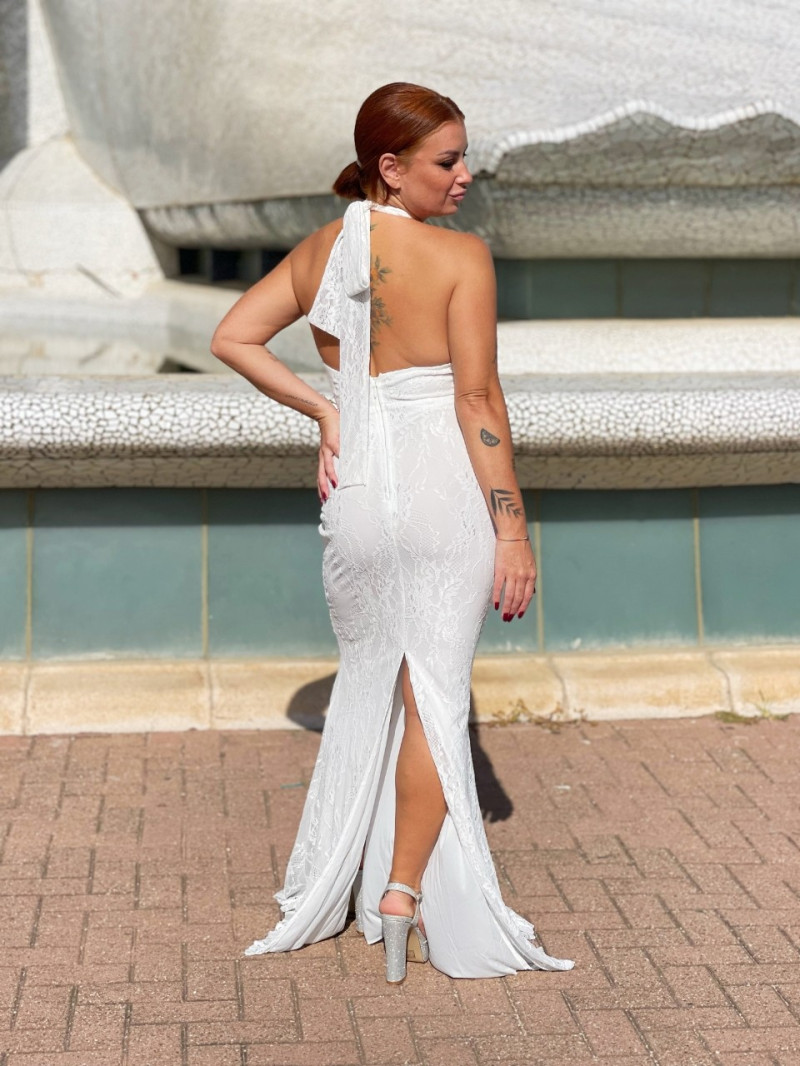 Vestido de novia sirena con encaje y escote halter – Alexandra | Vestidos Araya