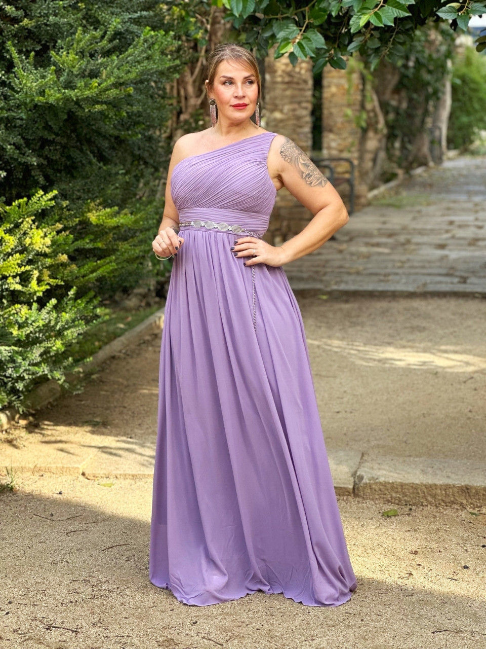 Vestido de invitada económico asimétrico con abertura lateral | Vestidos Araya