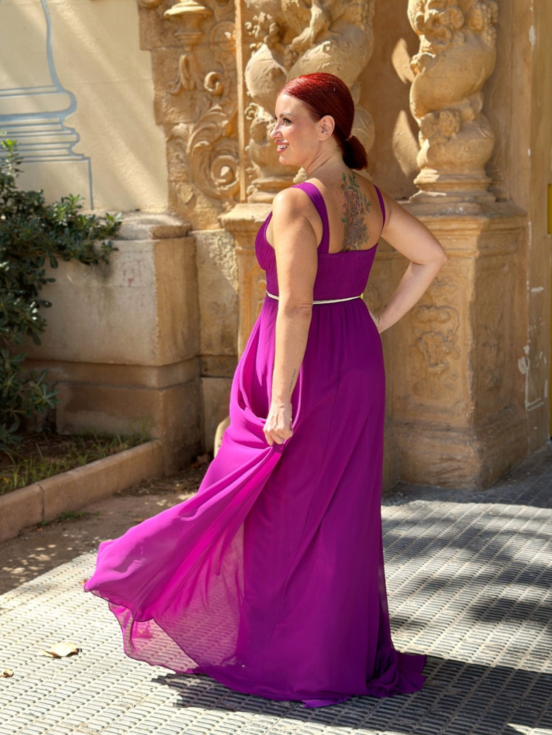 Vestido de invitada económico con escote cruzado y abertura – Disponible tallas 34 a 50 | Vestidos Araya Vestido de invitada económico con escote cruzado y abertura – Disponible tallas 34 a 50 | Vestidos Araya