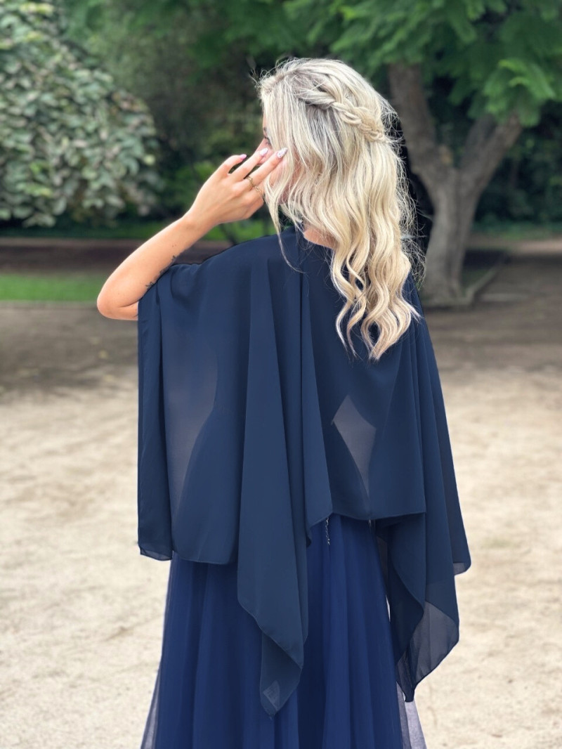 Capa de gasa para invitada – Chal y complemento de fiesta en varios colores | Vestidos Araya