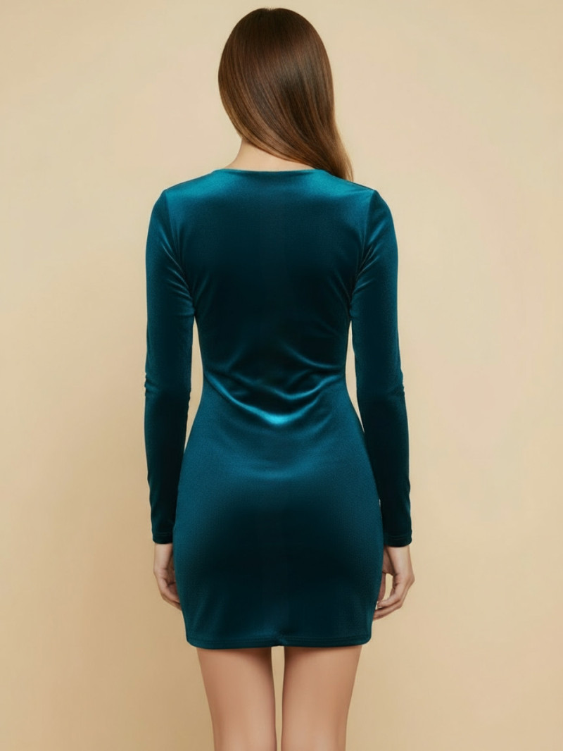 Vestido de noche corto de terciopelo negro con escote de strass | Vestidos Araya Vestido de noche corto de terciopelo negro con escote de strass | Vestidos Araya