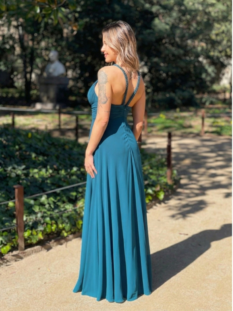 Vestido Greta – Elegante vestido de invitada con escote halter | Vestidos Araya