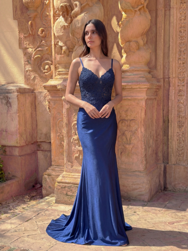 Vestido de invitada azul marino largo Becky | Vestidos Araya