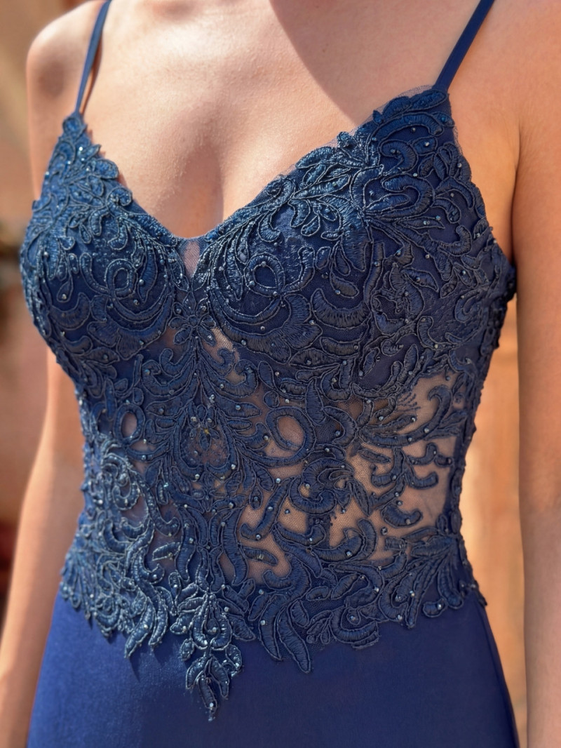 Vestido de invitada azul marino largo Becky | Vestidos Araya