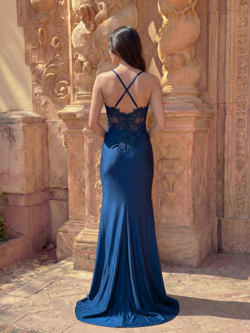 Vestido de invitada azul marino largo Becky | Vestidos Araya