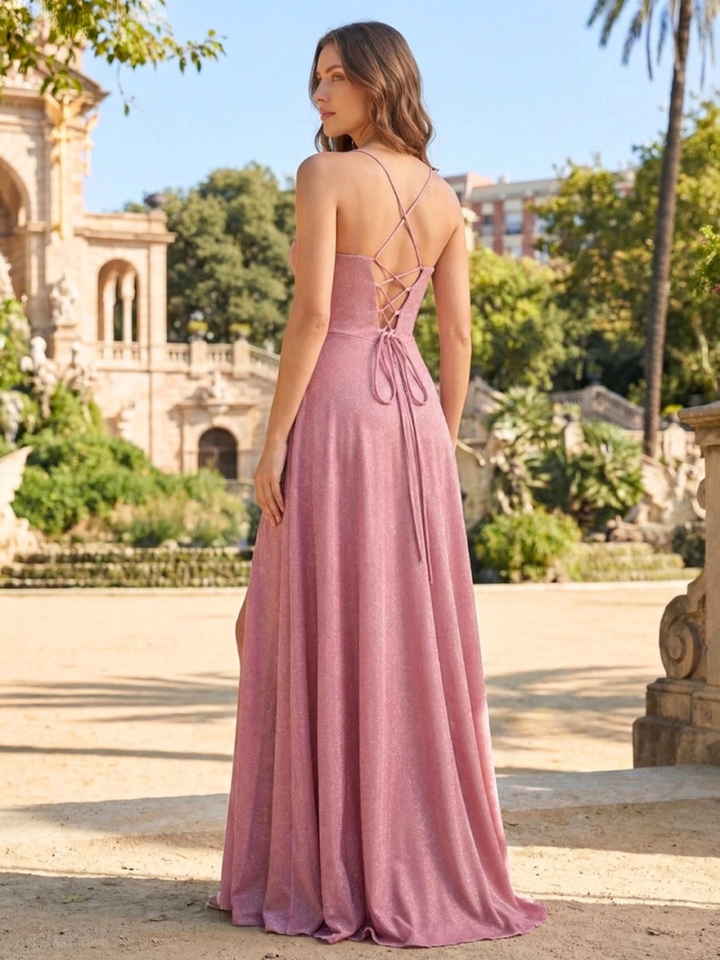 Vestido de invitada de tul brillante con abertura lateral | Vestidos Araya