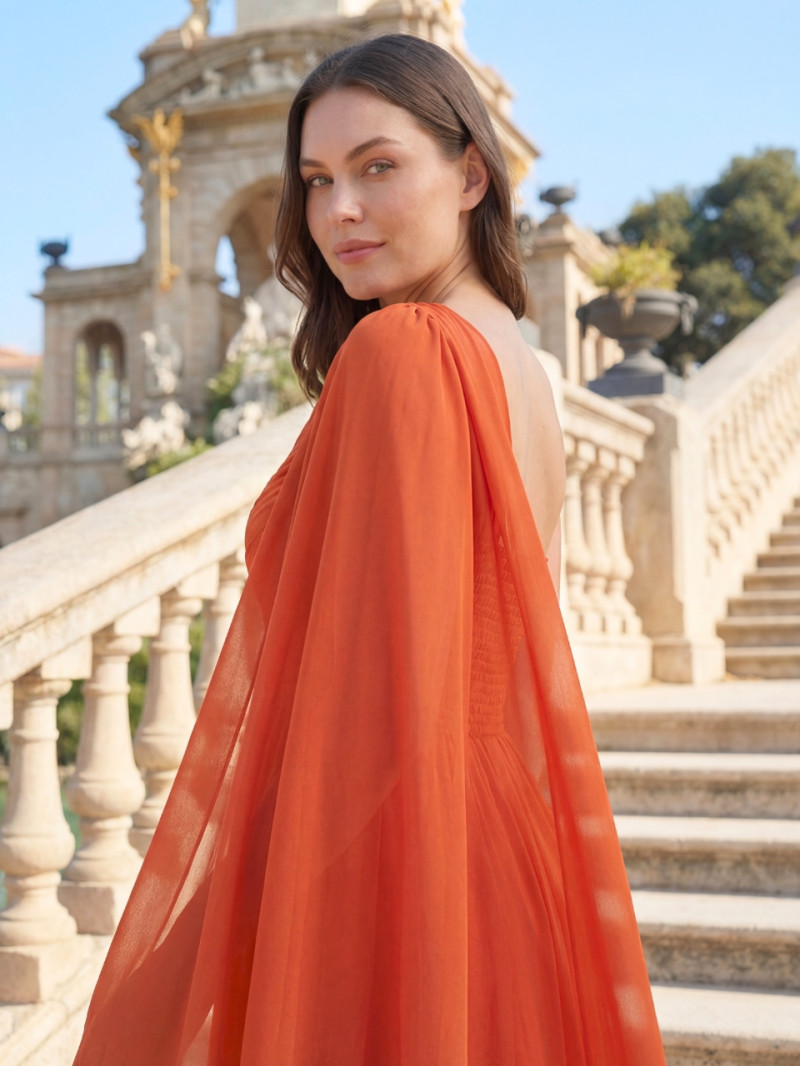 Vestido de invitada terracota – Largo asimétrico 89€ | Vestidos Araya