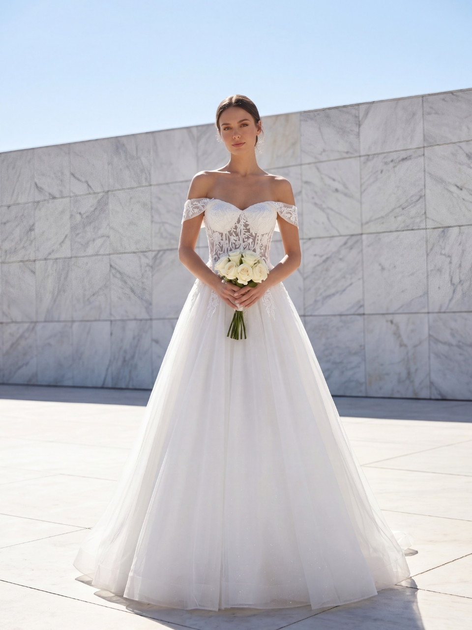 Vestido de novia premium de tul con encaje y escote corazón | Vestidos Araya