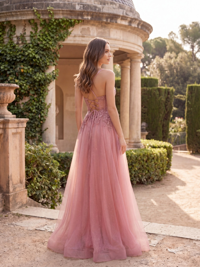 Vestido invitada tul con abertura | Damas de honor y graduación | Vestidos Araya