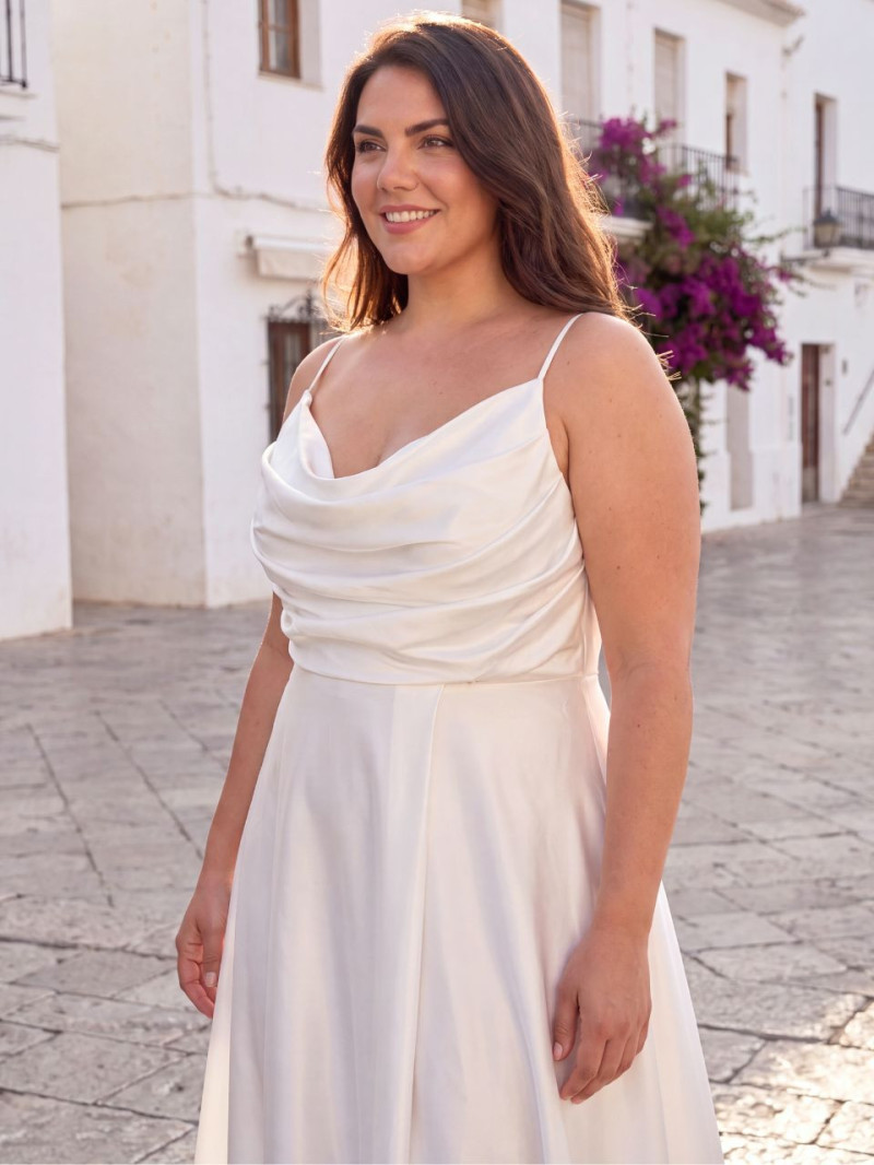 Vestido de Novia Talla Grande Nuria | Vestidos Araya