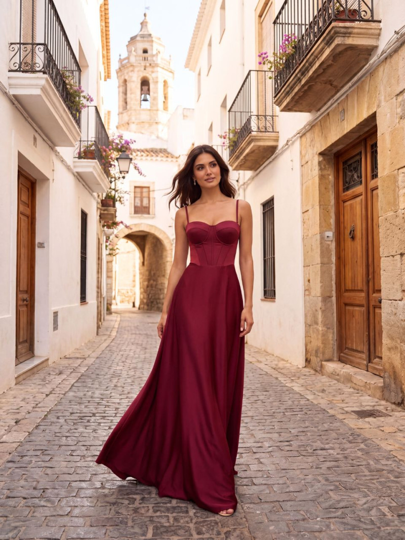 Vestido de invitada largo Kris con corsé | Araya