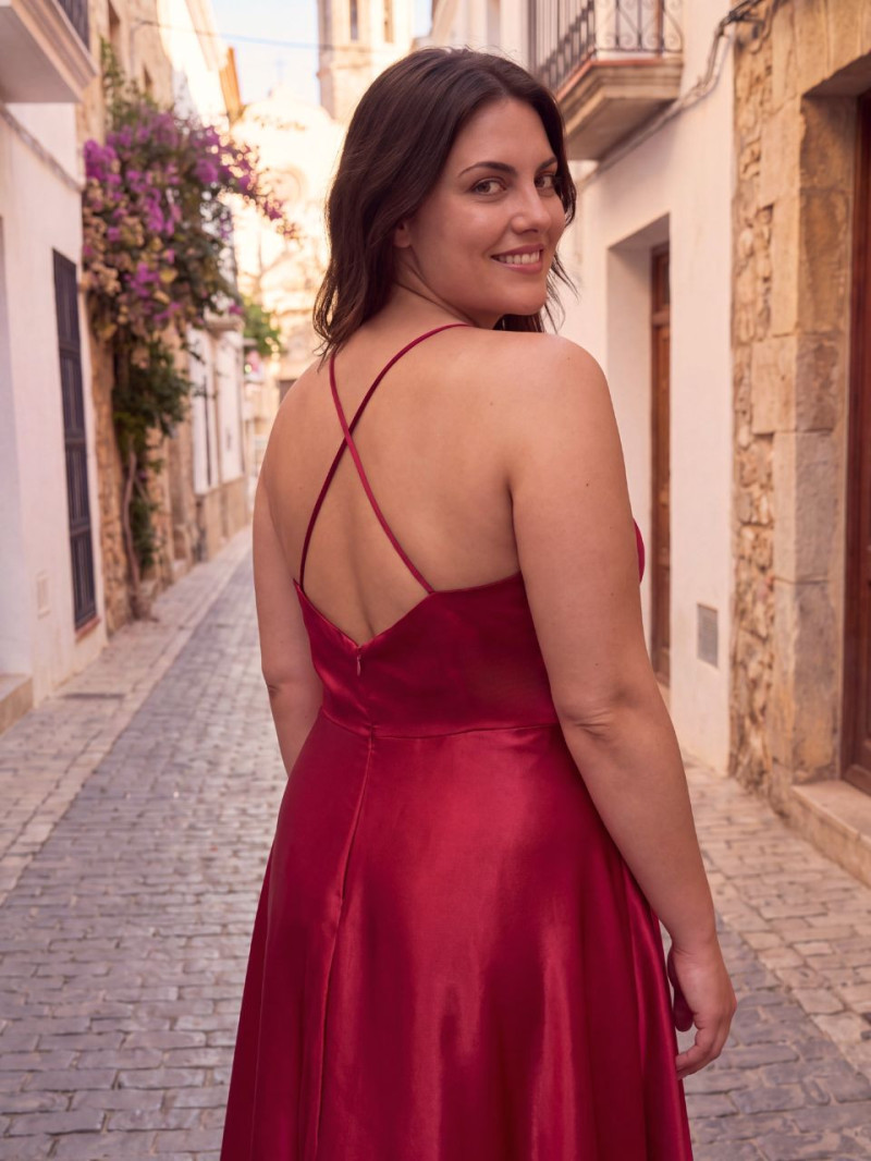 Vestido de invitada talla grande raso  | Vestidos Araya
