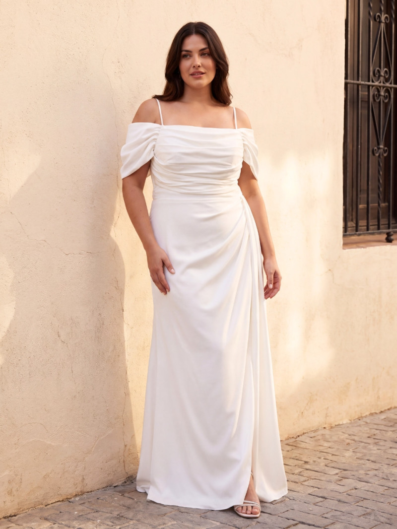 Vestido de Novia Talla Grande Lea – Escote Bardot y Drapeado